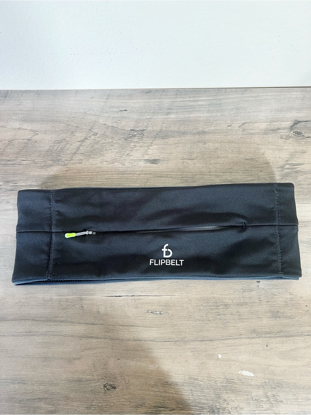 Flipbelt Womens black hands free active running waist storage belt size xxs